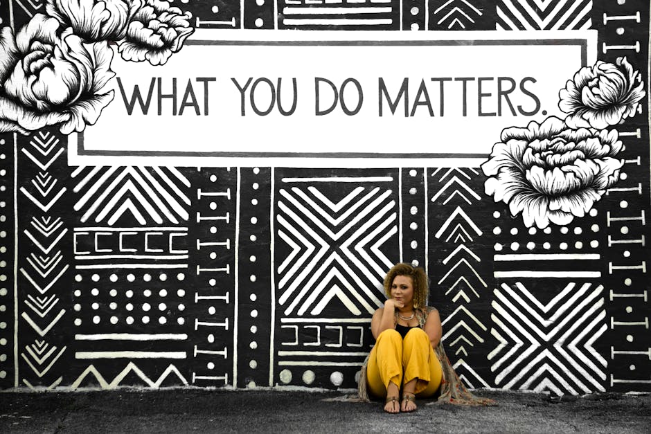 Engaging with Art Communities Online
